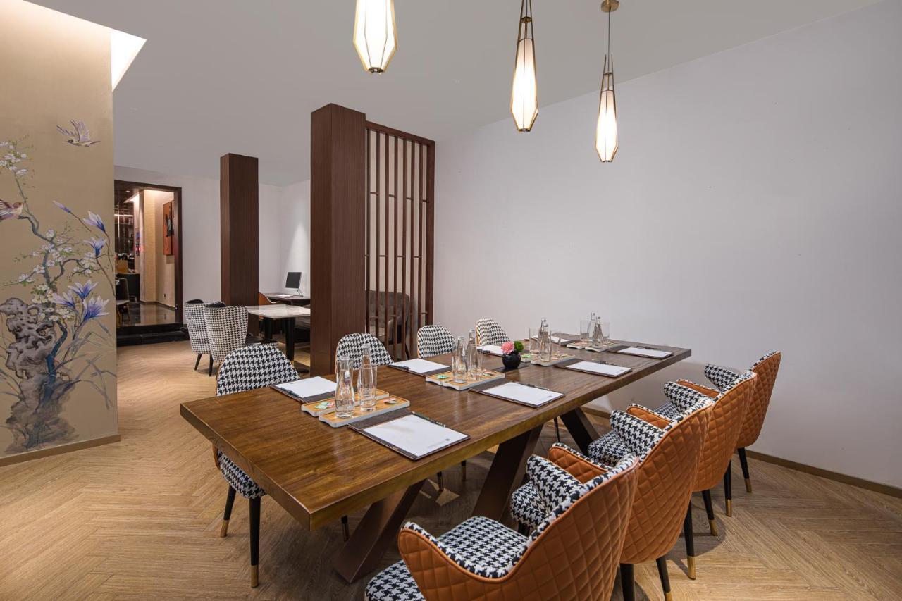 ייאו Kasion Pugis Hotel מראה חיצוני תמונה